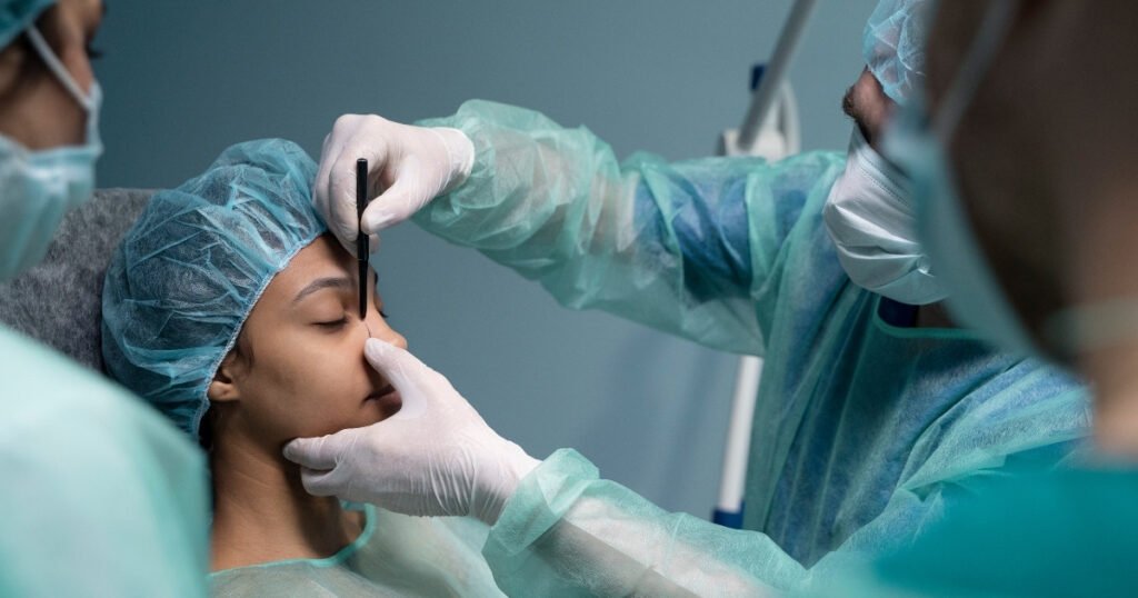 Cuanto cuesta una rinoplastia en México: Lo que realmente incluye y cómo cuidar tu salud
