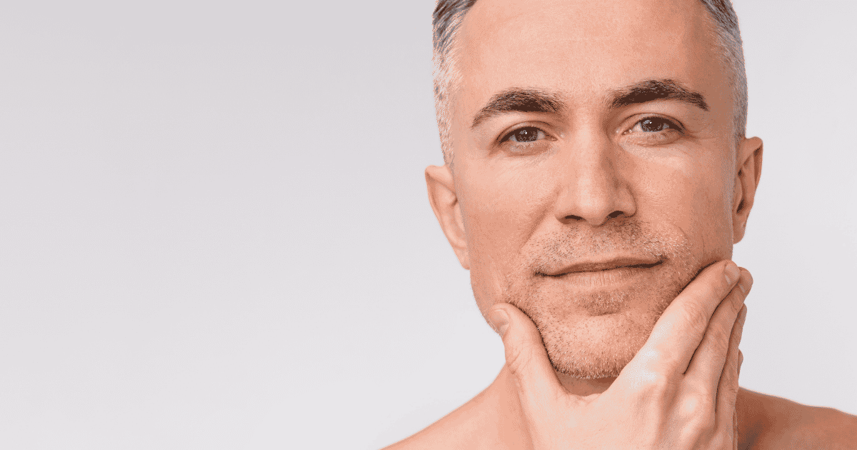 El Dr. David Lurduy explica cómo un deep plane lift para hombres busca recuperar tus ángulos de forma natural.